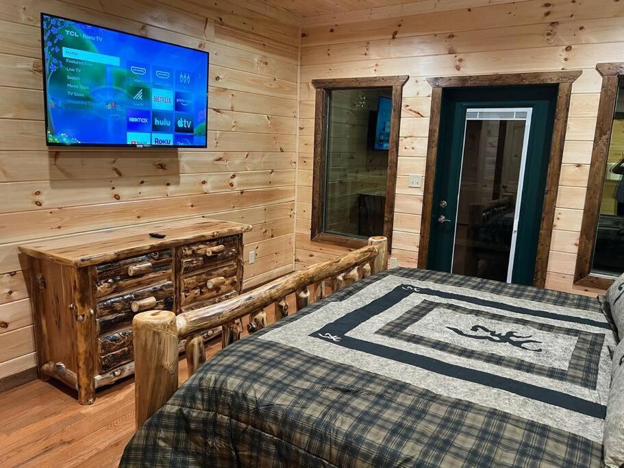 * * 4 Master Bedrooms, Views, Theater, Arcade, Evc Gatlinburg Kültér fotó