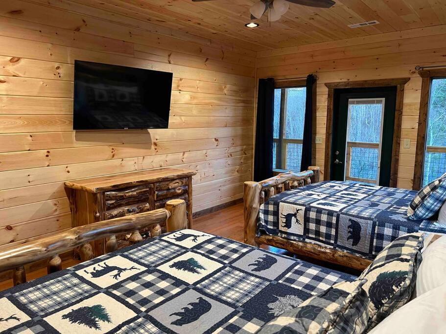 * * 4 Master Bedrooms, Views, Theater, Arcade, Evc Gatlinburg Kültér fotó