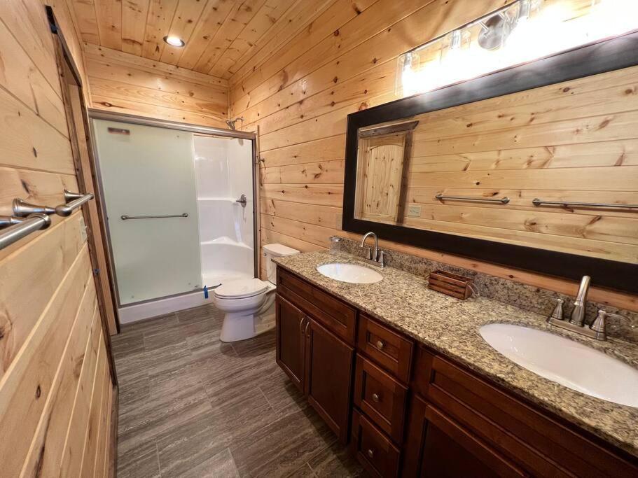 * * 4 Master Bedrooms, Views, Theater, Arcade, Evc Gatlinburg Kültér fotó