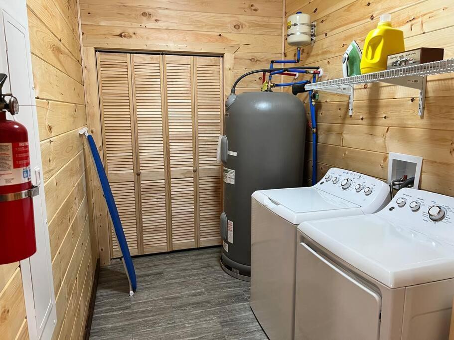 * * 4 Master Bedrooms, Views, Theater, Arcade, Evc Gatlinburg Kültér fotó