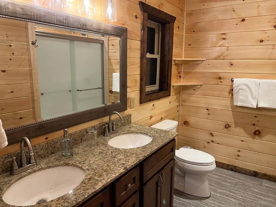 * * 4 Master Bedrooms, Views, Theater, Arcade, Evc Gatlinburg Kültér fotó